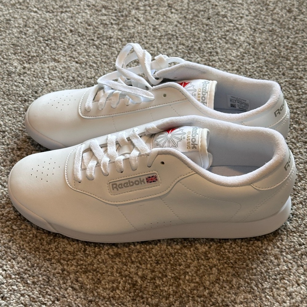 Reebok White Leather Women's Classic Sneakers - Picture 6 of 11